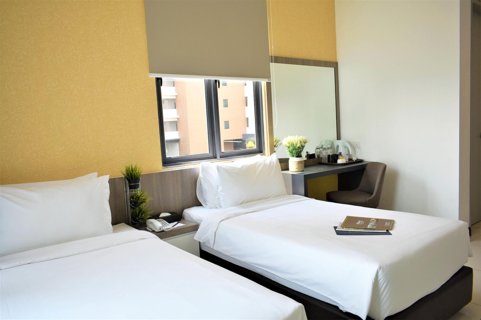 D'wharf & Serviced Hotel