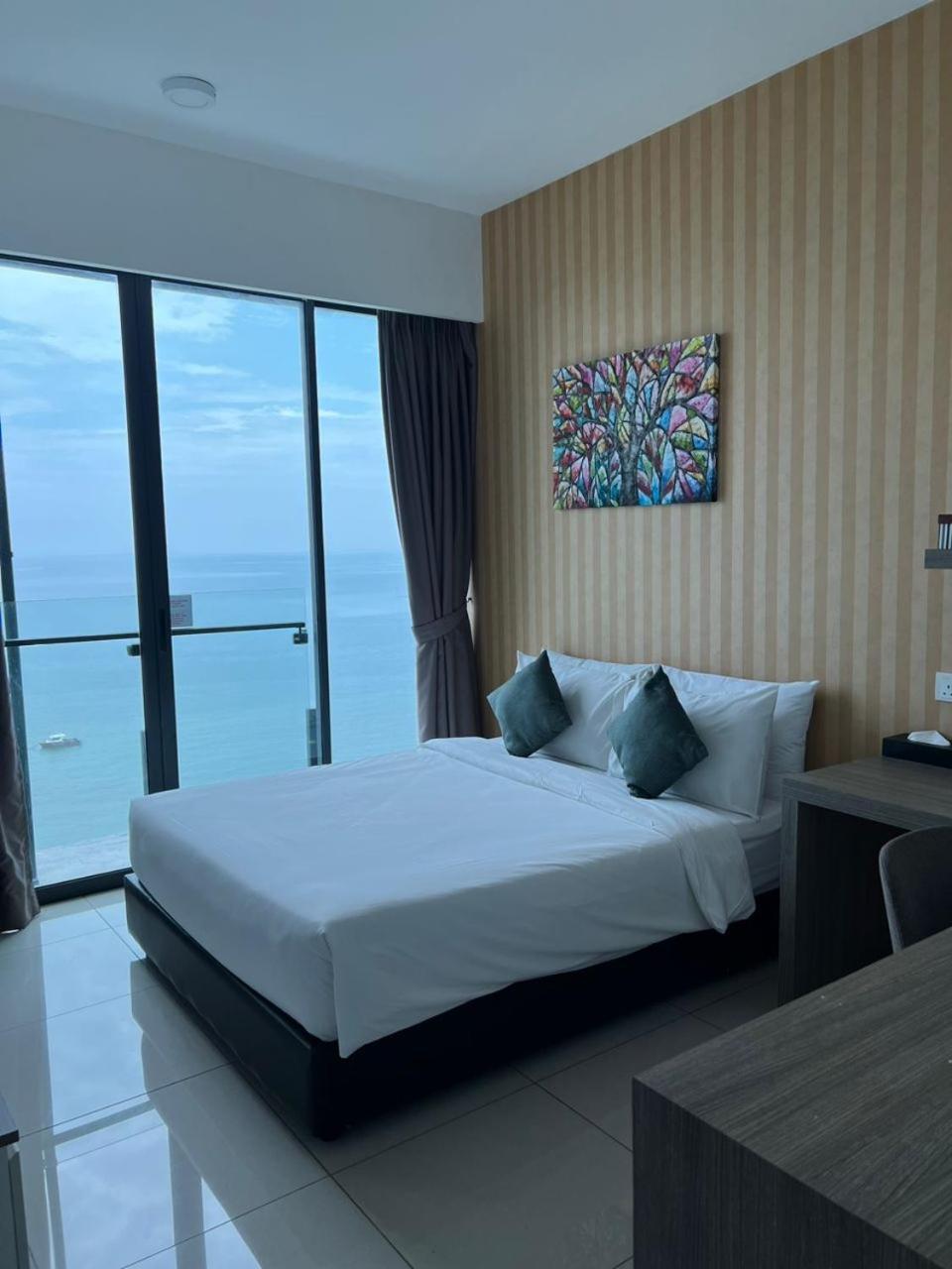 D'wharf & Serviced 4* Port Dickson